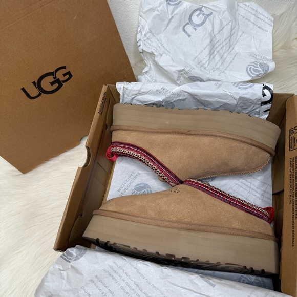 *NEW* UGG Women's Tazz II Chestnut Platform Mules - Picture 4 of 15